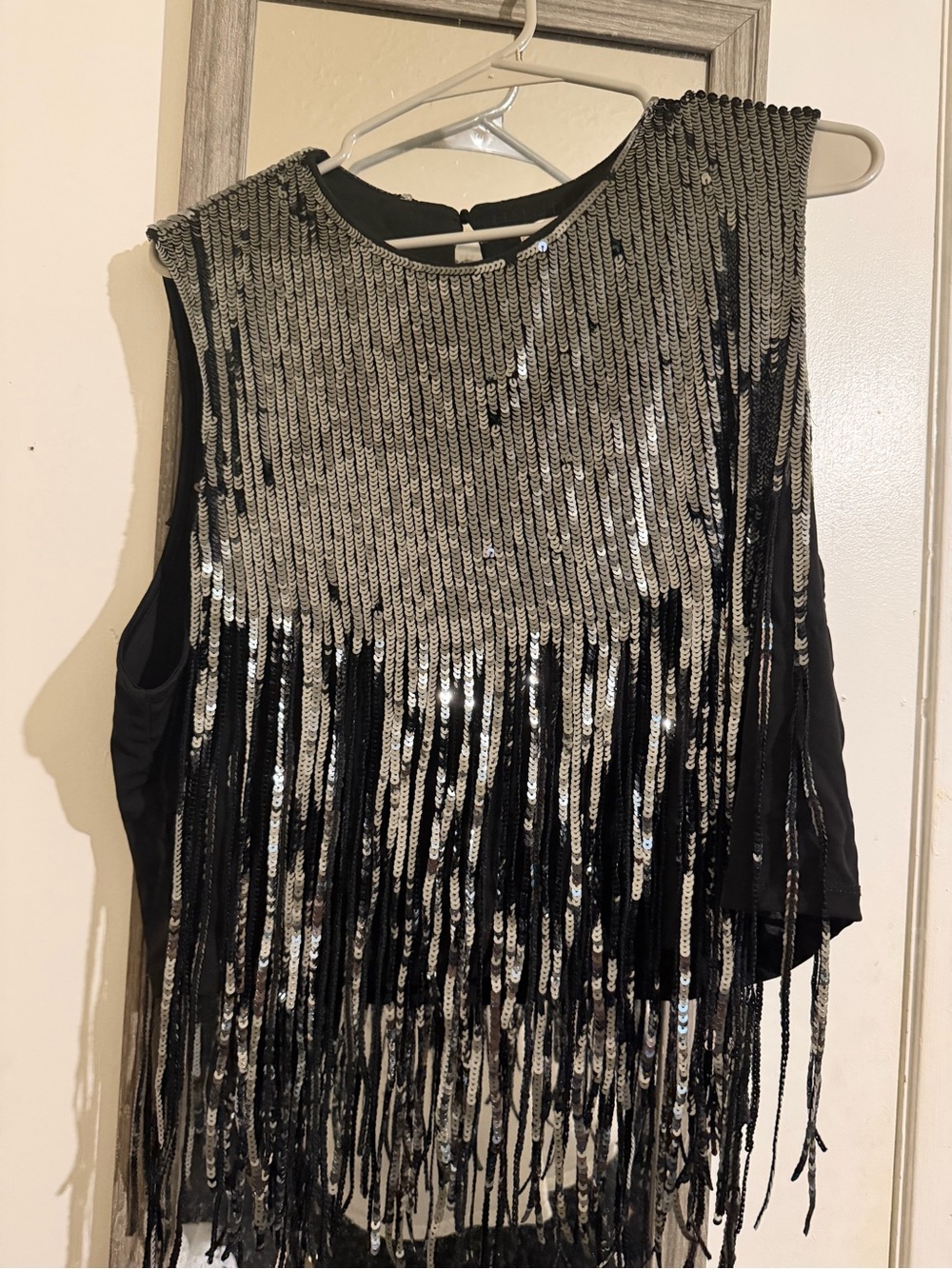 H&M Black Sleeveless Sequin Fringe Top